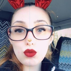 Meet your Posher, Brianna